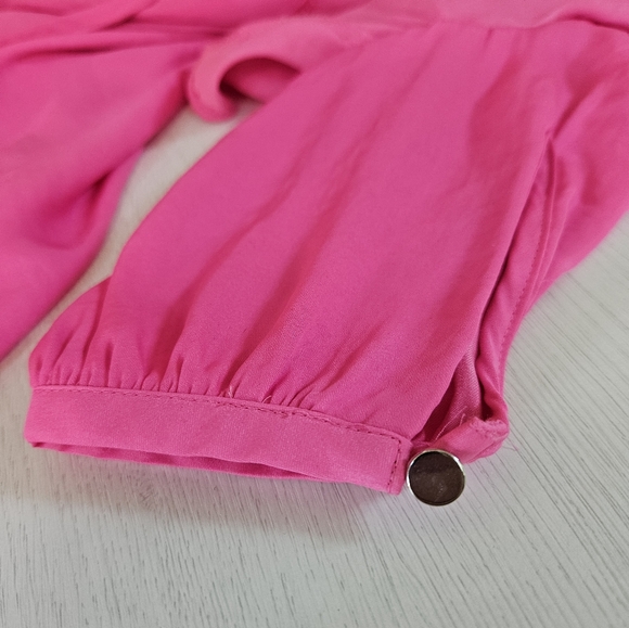 NWT Hot Pink Gorgeous flowy Top. Shoulder showing. Silver buttons. - Picture 7 of 7